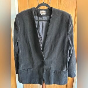 Vintage Black Velvet Blazer by‎ Suburbans